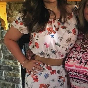 💙 Two piece paper crane Spring outfit!